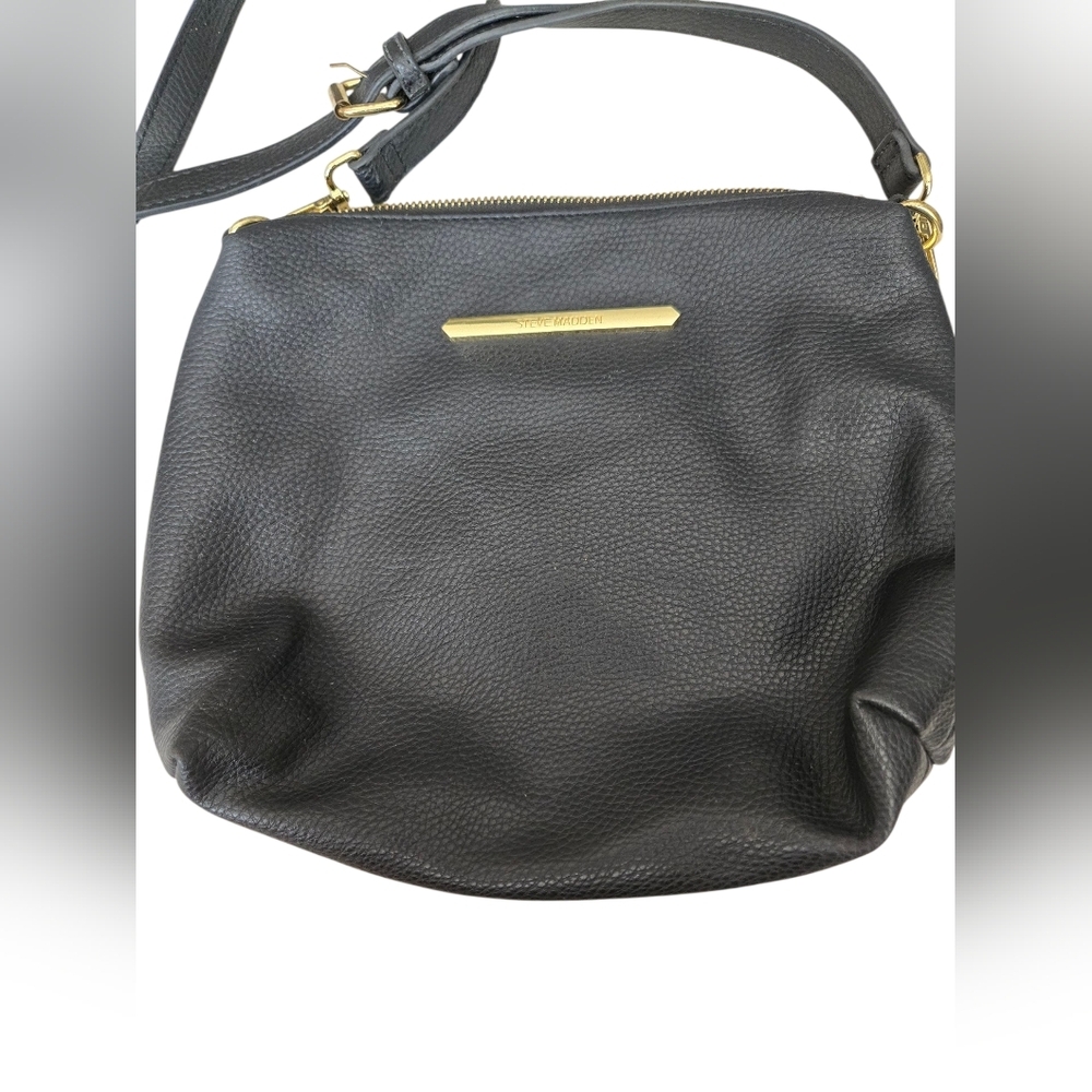 Steve Madden Elegant Black Leather Shoulder Bag - Picture 7 of 8